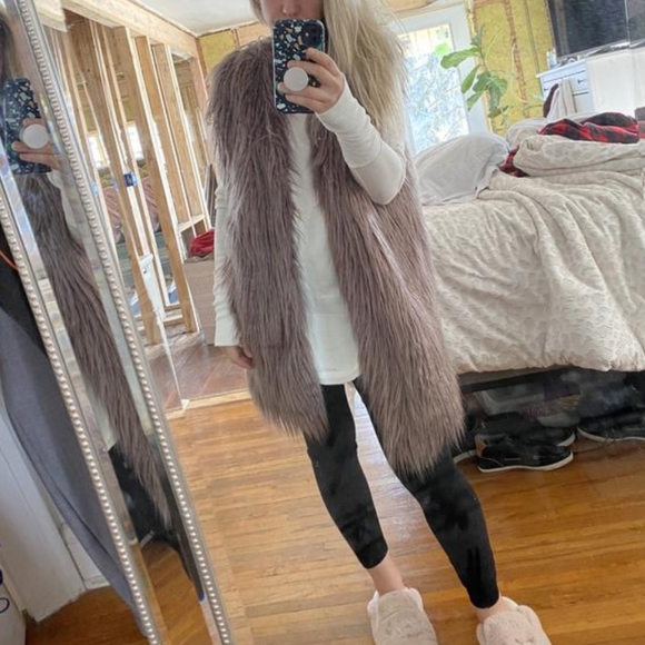 Free People Jackets & Blazers - Free People Faux Fur Sherling Vest
